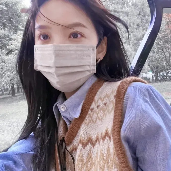 死后才知歌坛天后暗恋我十年